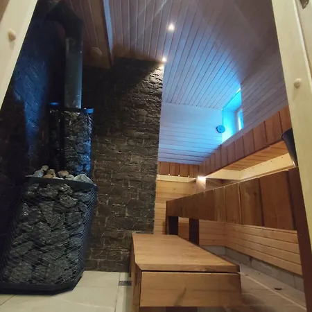 Spacious With Sauna And Terrace *