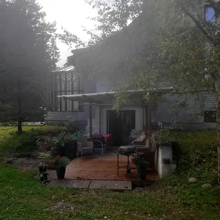 Lee With Sauna Appartement *