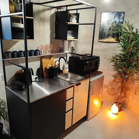 アパート Spacious With Sauna And Terrace タリン