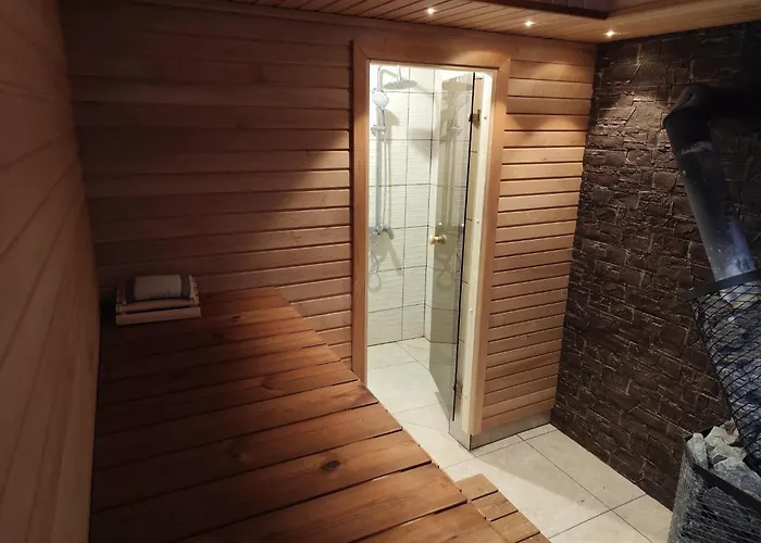 Lee With Sauna * تالين