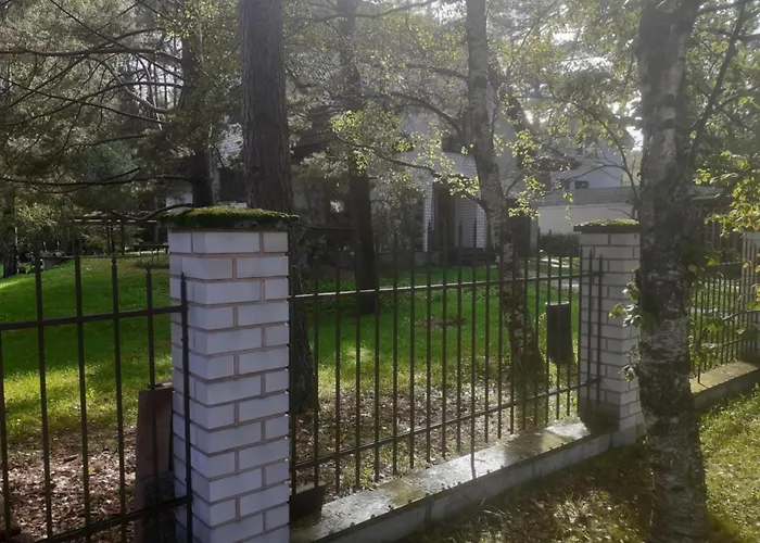 Lee With Sauna تالين